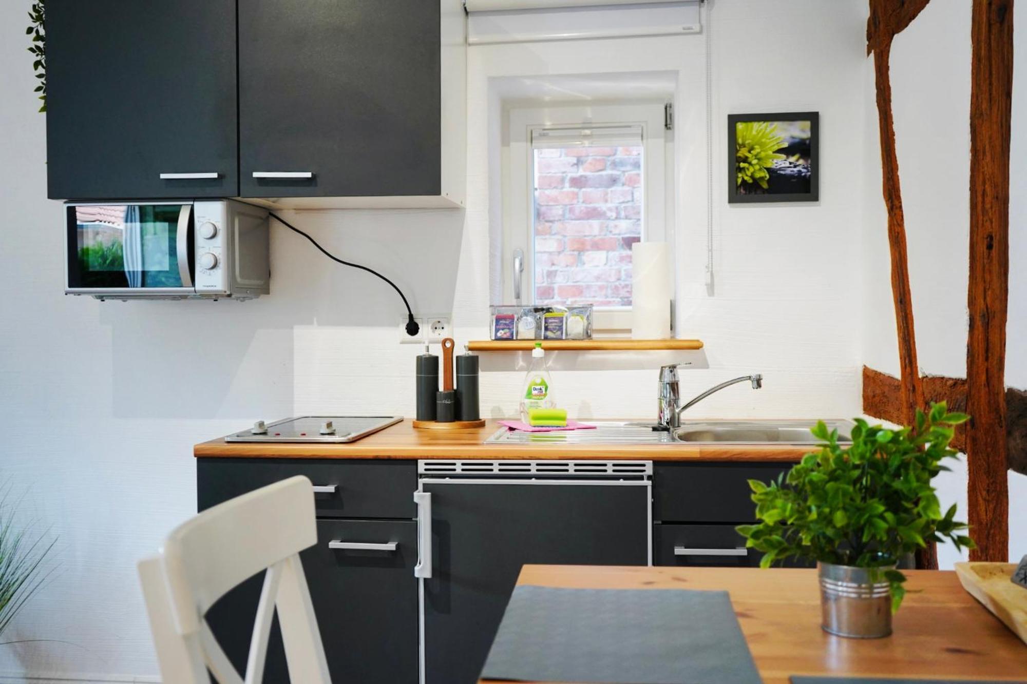 וולפסבורג Altstadt Apartment II - Terrasse- Waschmaschine- Parkplatz מראה חיצוני תמונה