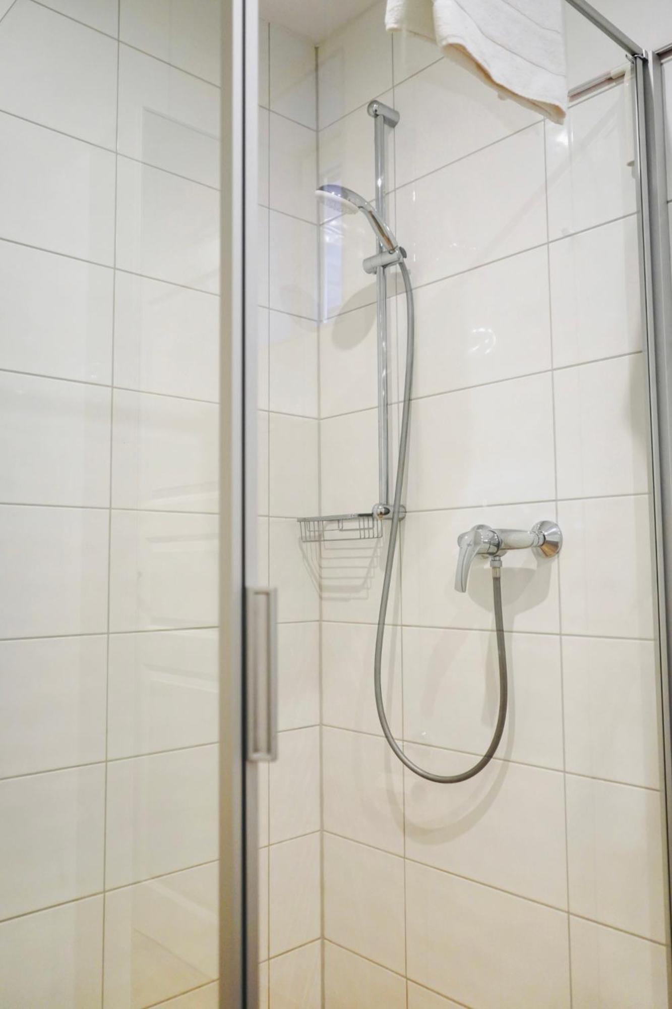 וולפסבורג Altstadt Apartment II - Terrasse- Waschmaschine- Parkplatz מראה חיצוני תמונה